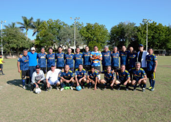 Aventaja Vaqueros en liguilla de la Oro