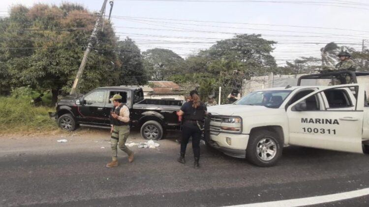 Veracruz: ejecutan a dos menores y cuatro adultos en carretera federal