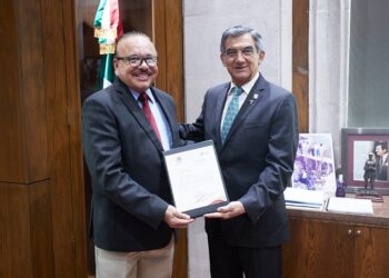 Nombra a Raúl Hernández Chavarría como nuevo titular de la Unidad de Inteligencia Financiera