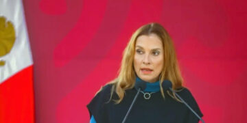 AMLO desaparece oficina de Beatriz Gutiérrez Müller