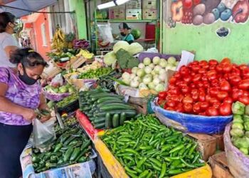 Aumento a precios de productos alimenticios “pulveriza” salario mínimo