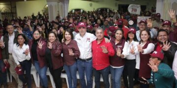 “JR” pinta de guindo el Edén