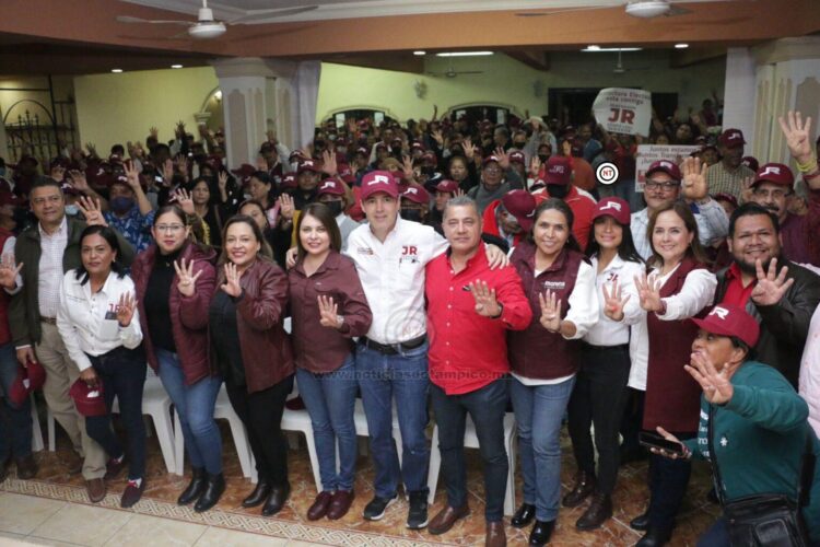 “JR” pinta de guindo el Edén