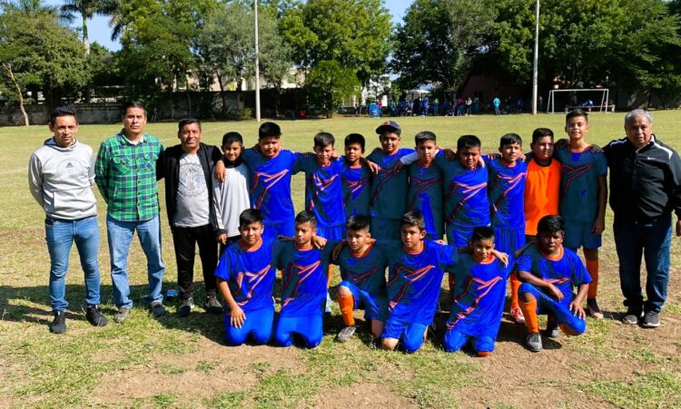 Se van al estatal en futbol