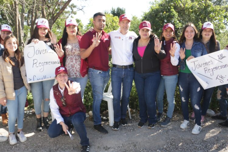 JR el único que ha recorrido todas las comunidades de Burgos, en los últimos 30 años