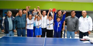 Primaria Emilio Caballero vence a Ford 74 en tenis de mesa