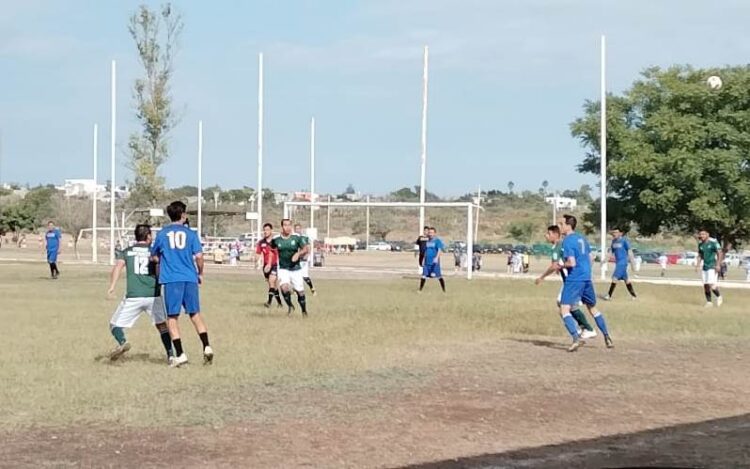 Deporte para combatir males sociales: Carlos Martínez Leal