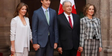 AMLO acepta recibir empresas canadienses que tengan diferencias en México