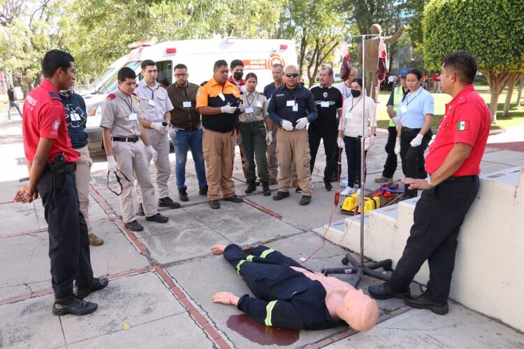 Protección Civil UAG se acredita en control de hemorragias