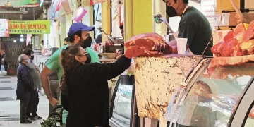 Mexicanos vivieron la mayor cuesta de enero desde el 2001; inflación se ubicó en 7.94%