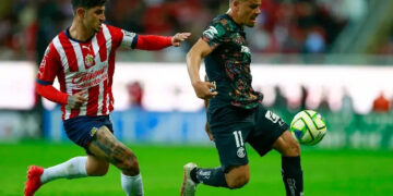 Toluca vence a domicilio a Chivas con remontada incluida