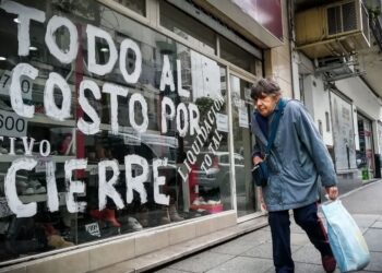 Empresarios locales prevén cierres de negocios por las nuevas cargas financieras