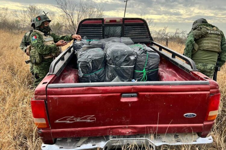 Realizan militares primer decomiso del año de marihuana y cocaína