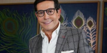 Hospitalizan a “Pepillo” Origel, esto se sabe de la salud del conductor de 75 años