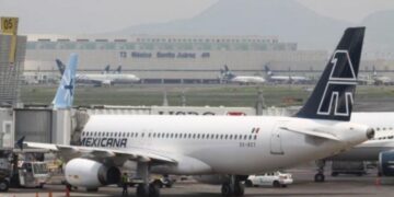 Gobierno federal adquiere Mexicana de Aviación por 815 millones de pesos