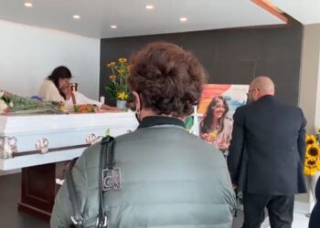 Globos blancos, llanto y Natalia Lafourcade: el último adiós a Yaretzi Adriana, la universitaria de 18 años que murió en el choque del Metro
