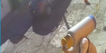 Ladrón sin corazón: dejan sin gas a abuelita al robarle su tanque en el Edomex