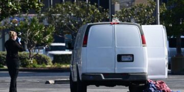 El sospechoso del tiroteo en Monterey Park fue hallado muerto en una camioneta blanca