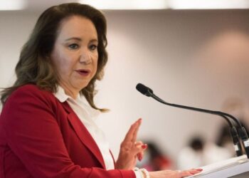 UNAM convoca a Yasmín Esquivel para presentar su defensa