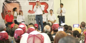 ¡JR Senador! vitorean en Díaz Ordaz