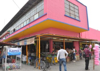 Bajan hasta 50% las ventas en el mercado Argüelles