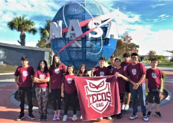 Califican alumnos de la UAG que conocer la NASA fue inolvidable