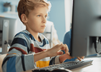El uso de las redes sociales modifica el cerebro de los adolescentes