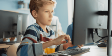 El uso de las redes sociales modifica el cerebro de los adolescentes