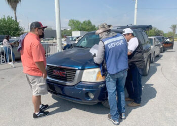 Culpan a CDV de bloquear a autos ‘chocolates’