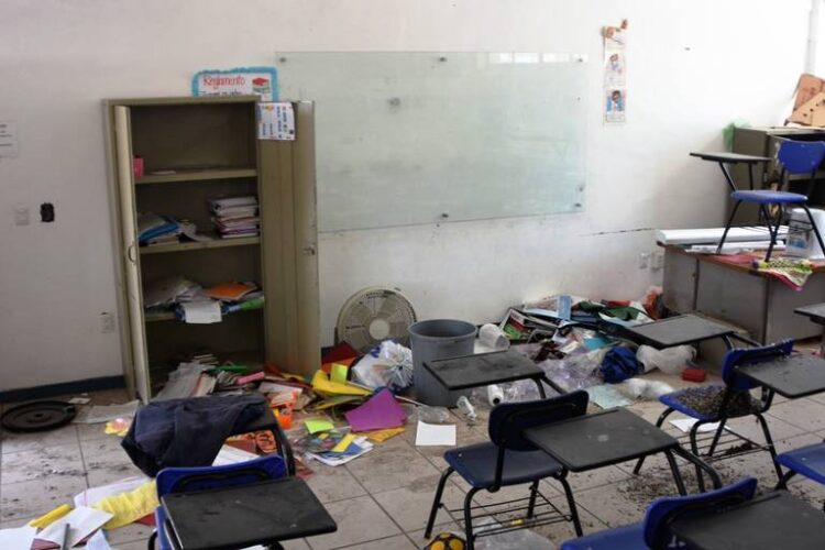 Siguen los robos en los planteles escolares