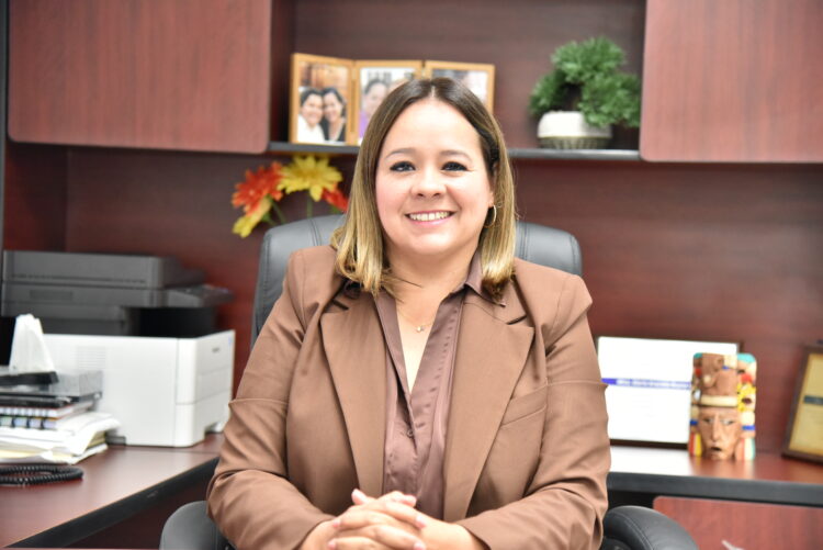 Imparte Magistrada del TRIELTAM conferencia “Violencia Política contra las mujeres en razón de género”