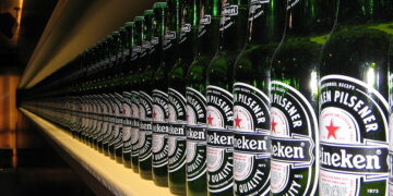 Femsa anuncia proceso para salir del negocio de la cerveza