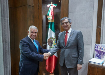 AVA recibe a Garza Narváez