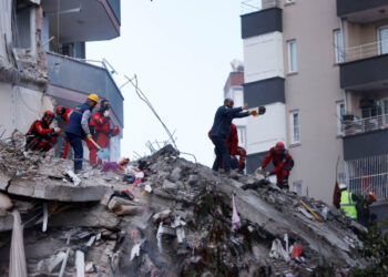 ¿Quieres ayudar a los afectados por los terremotos de Turquía? Esto dice Cruz Roja