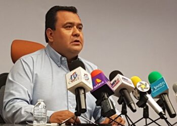 Irving Barrios se aferra a no renunciar a la Fiscalia de Tamaulipas