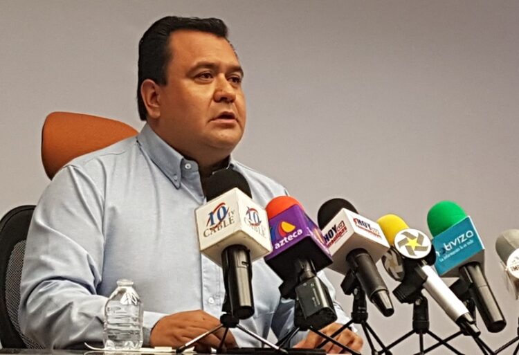 Irving Barrios se aferra a no renunciar a la Fiscalia de Tamaulipas