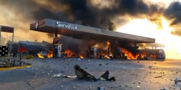 Explota pipa en gasolinera de carretera Tula-Tlahuelilpan