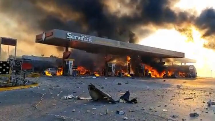 Explota pipa en gasolinera de carretera Tula-Tlahuelilpan