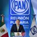 Entrega Gerardo Peña petición a AMLO