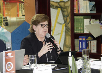 Rector y directores de la UAT evalúan acciones de desarrollo institucional