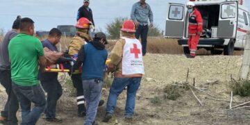Dos muertos y dos heridos en una volcadura en carretera a Gonzales, Tamaulipas