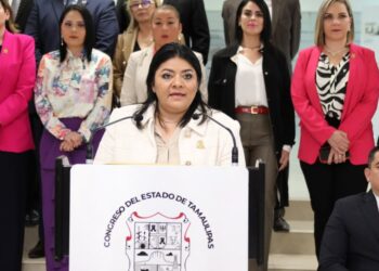 Fiscal Irving Barrio debe de comparecer ante Congreso, afirmó Ursula Salazar Mojica
