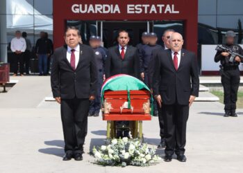 Rinden honores fúnebres a policía fallecido en Matamoros