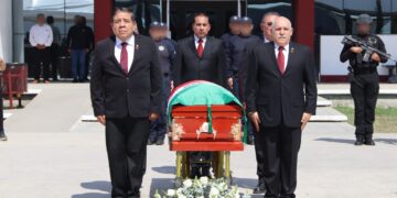 Rinden honores fúnebres a policía fallecido en Matamoros