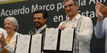 Firman gobernador y director del IMSS nuevo modelo de salud para Tamaulipas