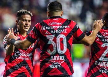 Xolos se queda sin director técnico