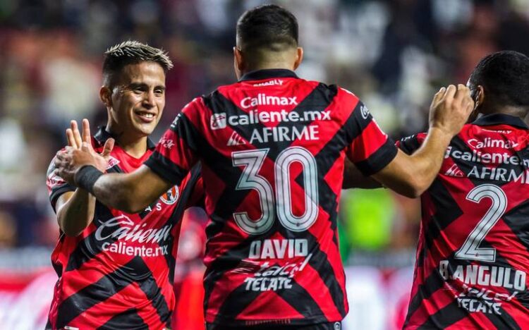 Xolos se queda sin director técnico