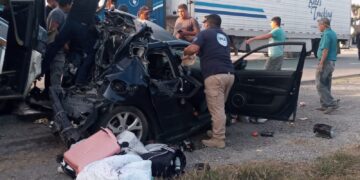 Un muerto y nueve lesionados deja choque en Carretera Jiménez-San Fernando.