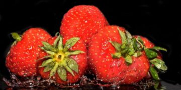 ¿El bicarbonato sirve para desinfectar frutas y verduras? Aprender a usarlo así