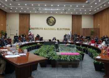 INE expone los riesgos del Plan B de la reforma electoral
